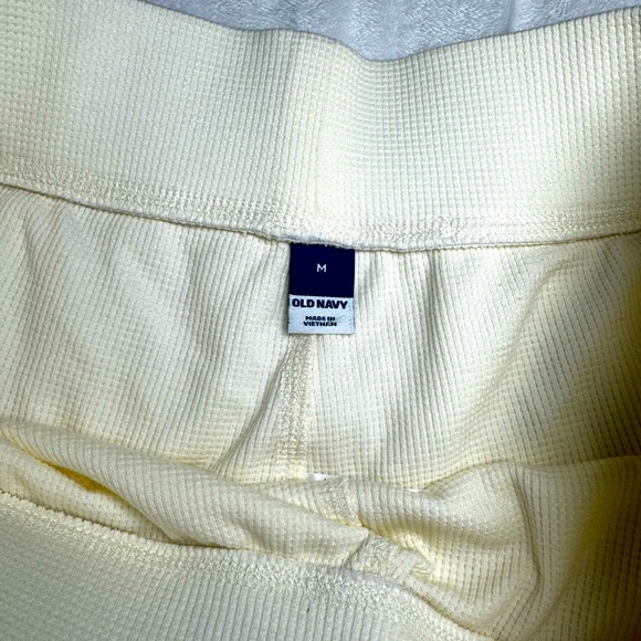 Old Navy NWT Off White Waffle Sleep Shorts - Picture 5 of 8